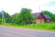 Дом в деревне Старое Село на берегу реки Птичь